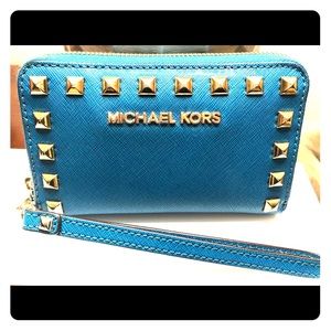 Michael Kors Studded Wristlet Wallet 💝